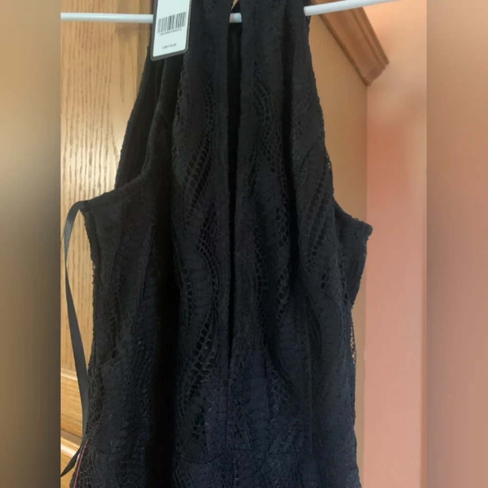 Bebe Black Jumpsuit Size 6 NWT - Picture 4 of 5